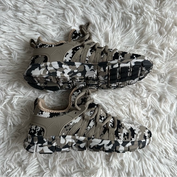 Inzcou Amazon Running Shoes Lightweight Camo Brown New In Box Size 7 - Picture 4 of 9